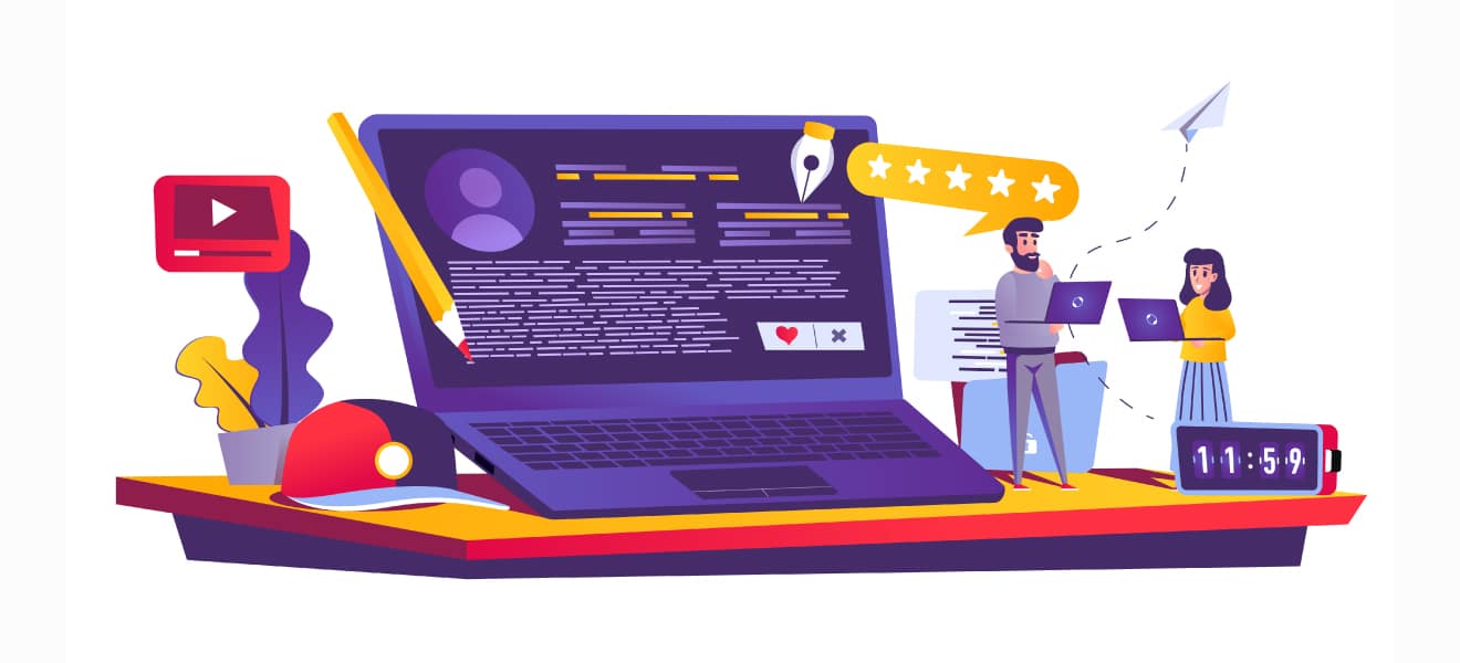 Persona creando contenido para su blog en una laptop