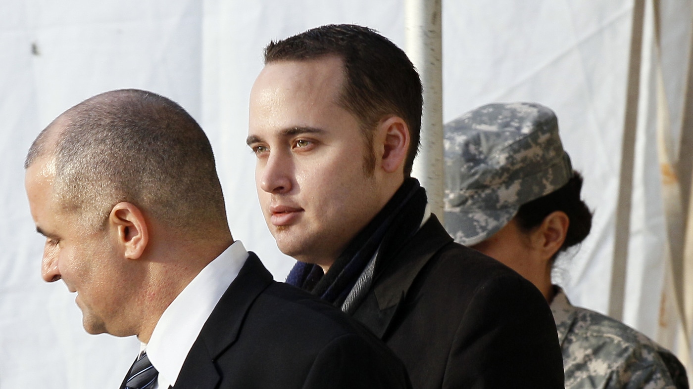 Adrian Lamo conocido como el hacker vagabundo